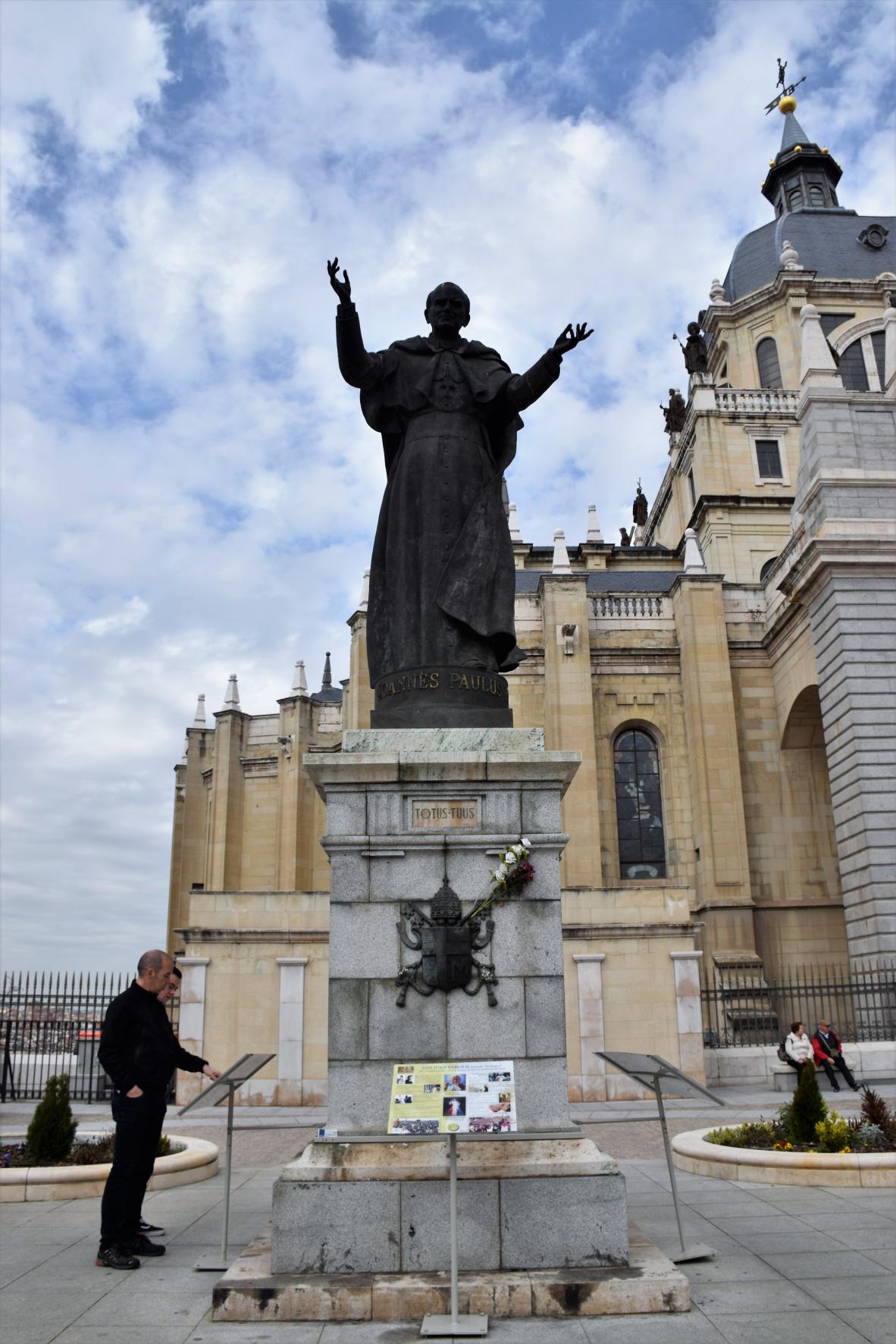 Monumento a Juan Pablo II
