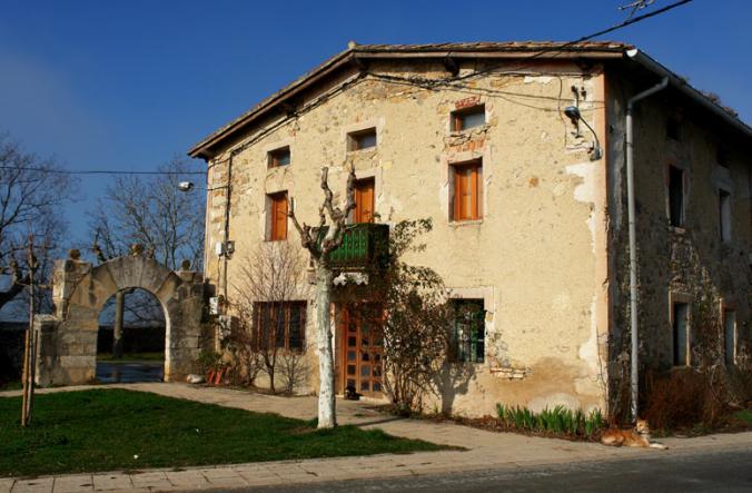 casa de campo, ALDABA (Navarra)