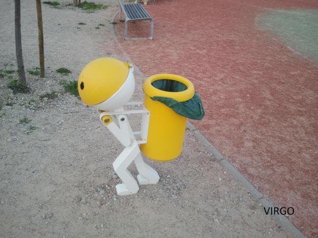 Caminando en el jardín, MEMBRIO (Cáceres)