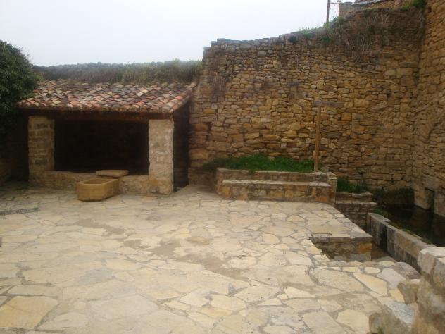 fuente abrevadero, MIRAMBEL (Teruel)