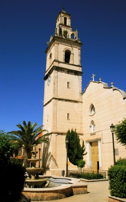 Campanar de la iglesia, CHELLA (Valencia)