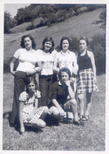 las chicas de muñon fondero, MUÑON FONDERO (Asturias)