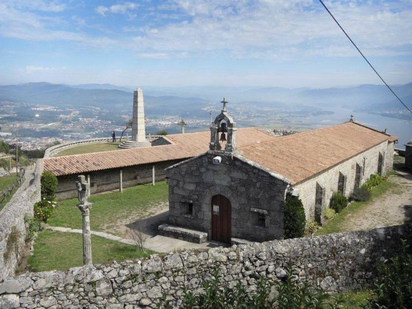 Resultado de imagen de ERMITA DE SANTA TEGRA A GUARDIA