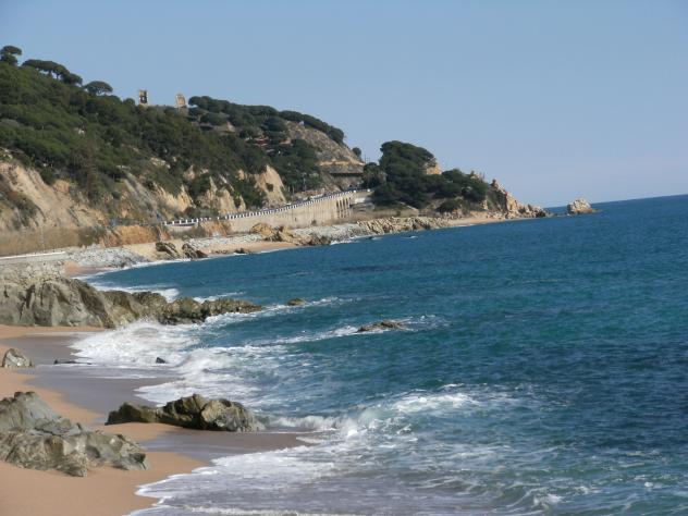 Resultado de imagen de Playa el Morer sant pol de mar barcelona