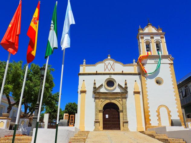 Iglesia de la Virgen de Palomares, TREBUJENA (Cádiz)