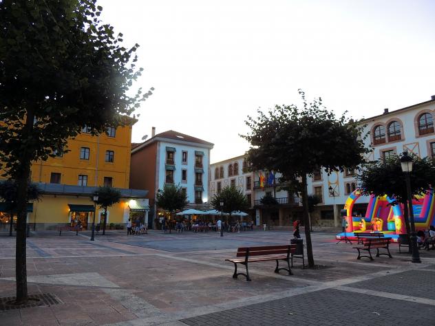 Plaza Del Ayuntamiento CANGAS DE ONIS Asturias 