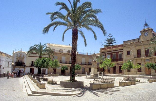 Plaza Mayor y Ayuntamiento, BORNOS (Cádiz)