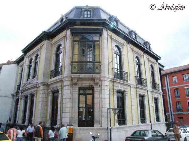 Foto de Casa palacete Indalecio Corujedo en Grado, Asturias