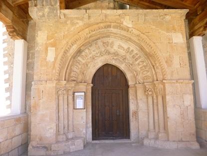 Pórtico de la Iglesia del Barrio Sopeña