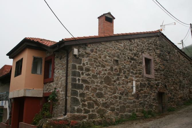 casa de Mingo y Maria Dolores, SARCEDA (Cantabria)