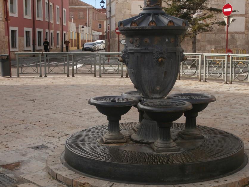 Fuente con los caños cerrados, PALENCIA