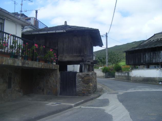 Calle de Villayón, VILLAYON (Asturias)