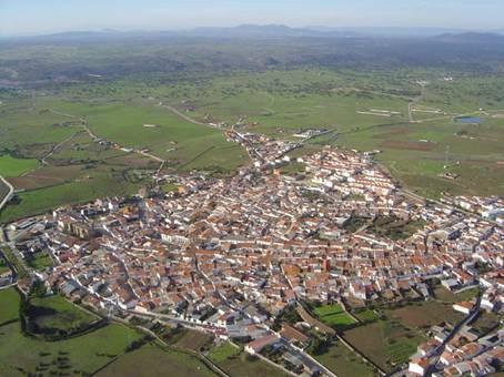 Vista aérea del pueblo, CECLAVIN (Cáceres)