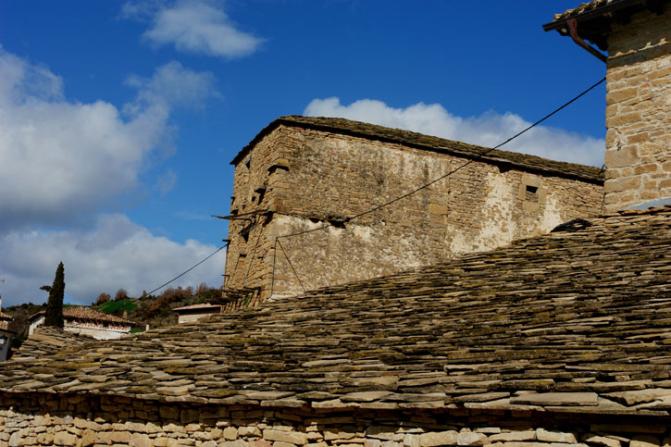 tejado de lajas, LEOZ (Navarra)