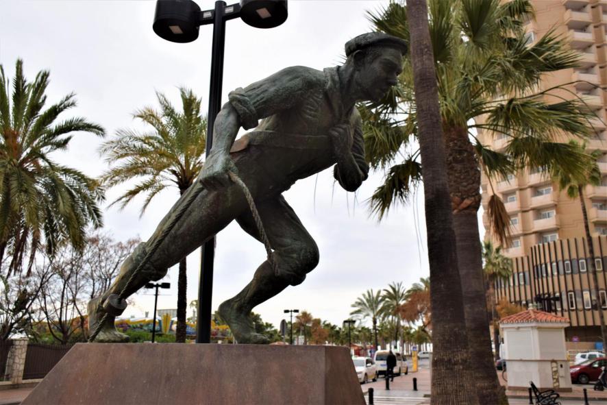Foto de Monumento en Homenaje al Pescador en Manilva, Málaga