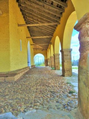 Portada Principal, Cabreros del Monte.