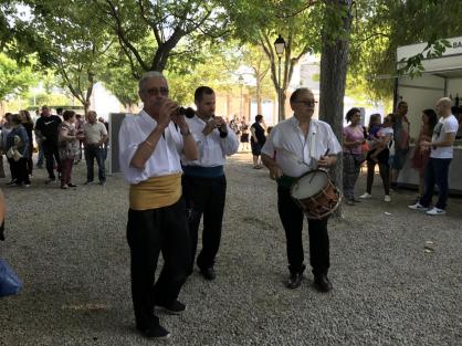dolcainers tabaleters en la Feria de Artesanía, Comercio y Turismo de Yátova