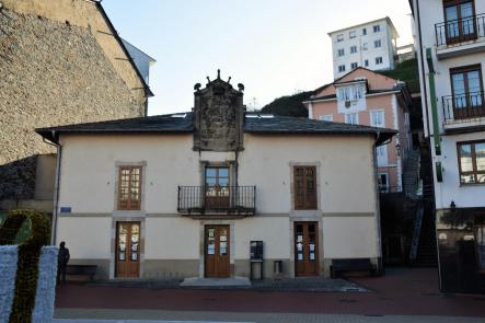 En la Plaza Alfonso X el Sabio